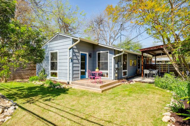 1313 Corona DR, Austin, TX 78723
