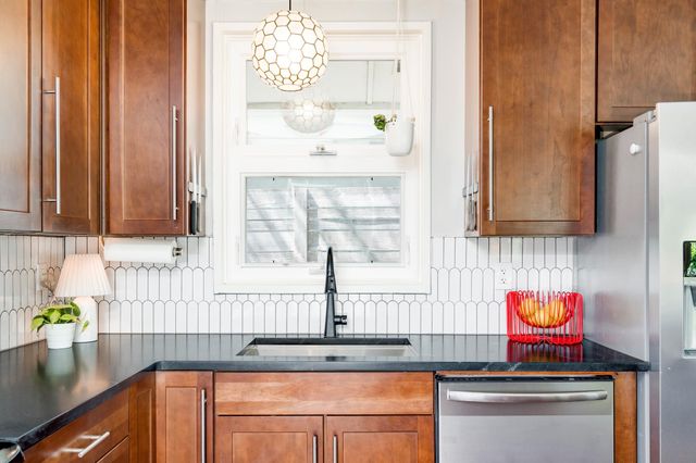 1313 Corona DR, Austin, TX 78723