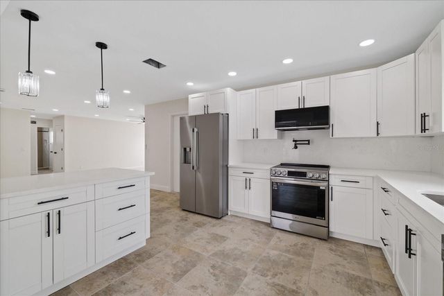 1016 FUCHSIA DRIVE, Holiday, FL 34691