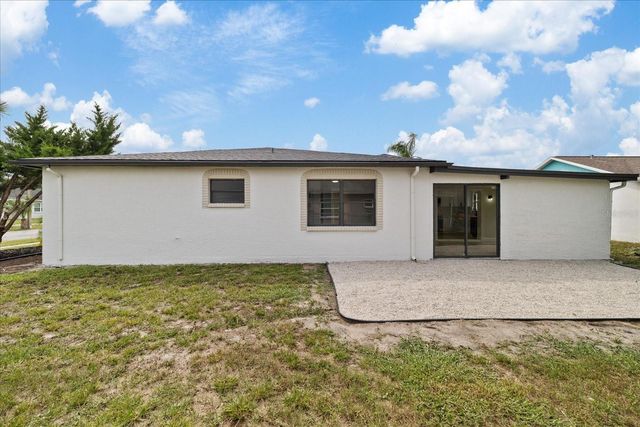 1016 FUCHSIA DRIVE, Holiday, FL 34691