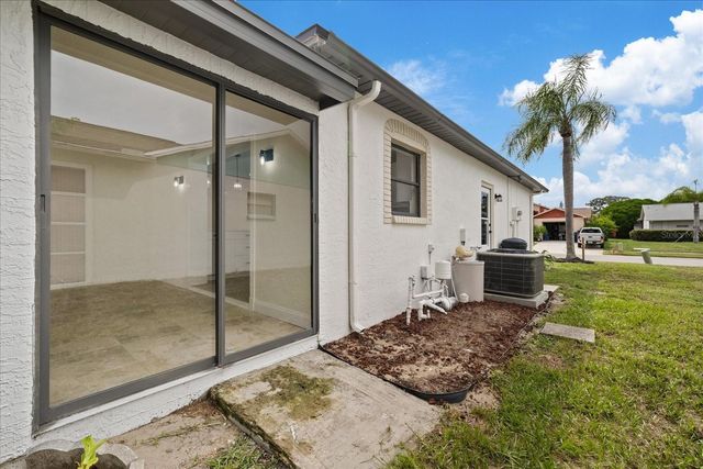 1016 FUCHSIA DRIVE, Holiday, FL 34691