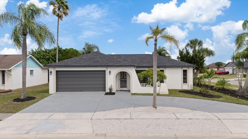 1016 FUCHSIA DRIVE, Holiday, FL 34691
