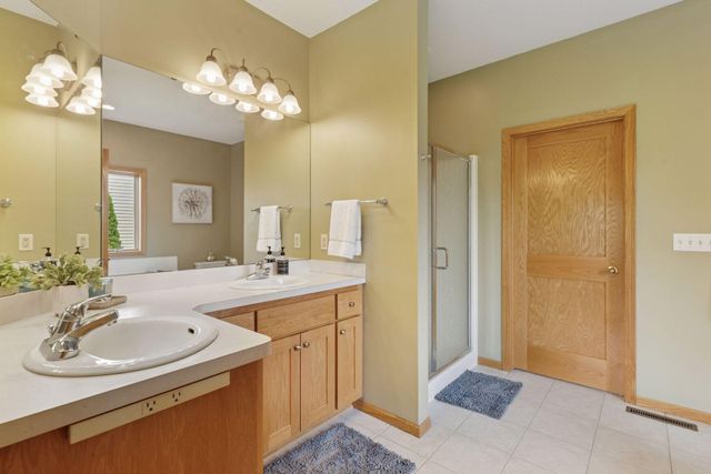 18633 68th Place N, Maple Grove, MN 55311