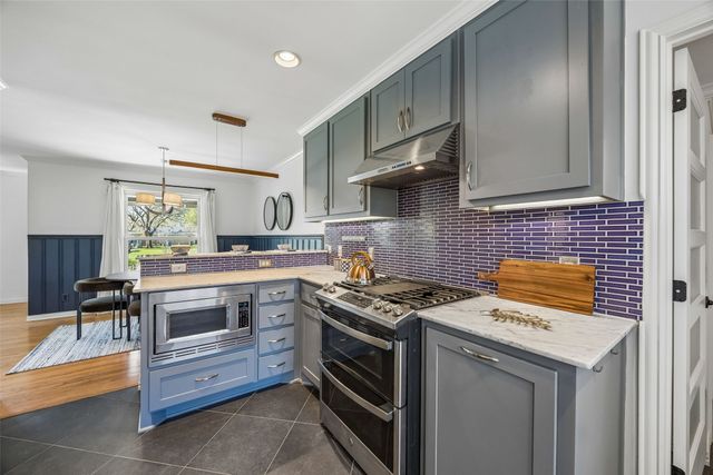 508 Hambrick Road, Dallas, TX 75218