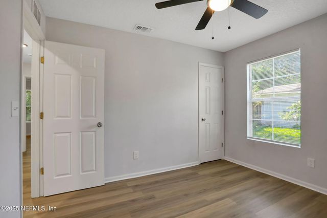 4404 KEY LARGO Drive, Jacksonville, FL 32218