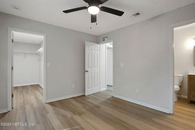 4404 KEY LARGO Drive, Jacksonville, FL 32218