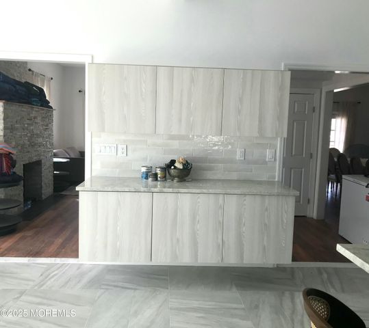 11 Lakeview Road, Deal, NJ 07723