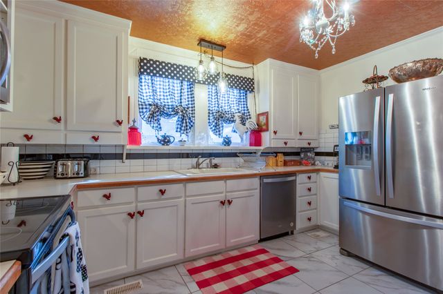 330 E Mcneill Street, Stephenville, TX 76401