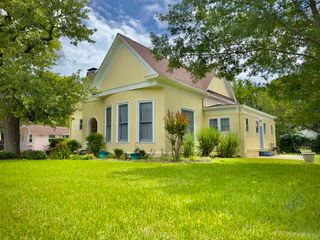 330 E Mcneill Street, Stephenville, TX 76401