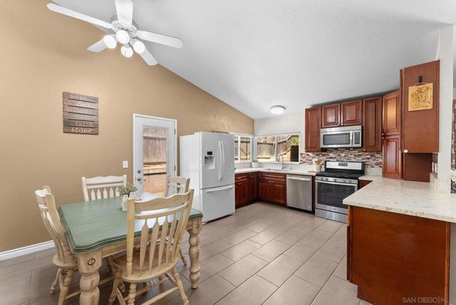 10828 Len, Santee, CA 92071