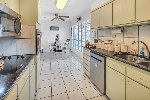 505 Laurel Ln, Hallsville, TX 75650