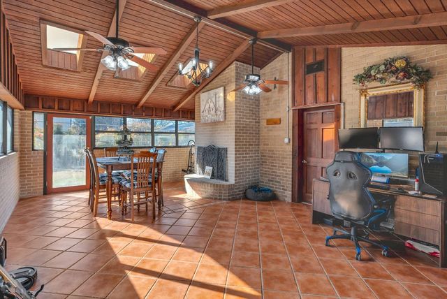 505 Laurel Ln, Hallsville, TX 75650