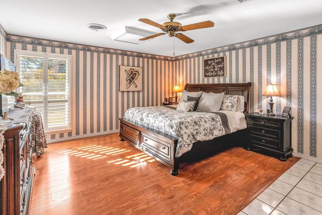 505 Laurel Ln, Hallsville, TX 75650