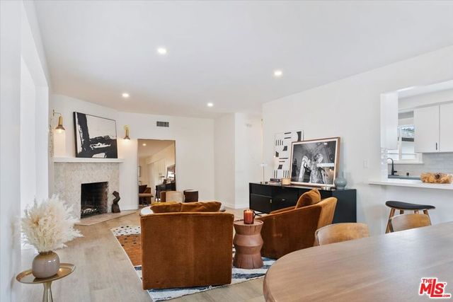 12610 Keswick Street, North Hollywood, CA 91605