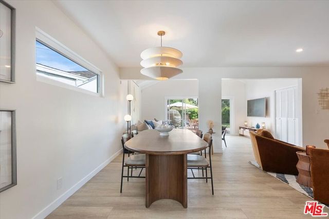 12610 Keswick Street, North Hollywood, CA 91605