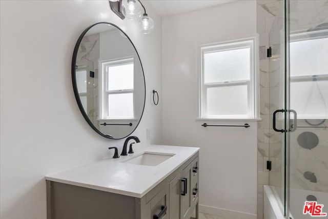 12610 Keswick Street, North Hollywood, CA 91605