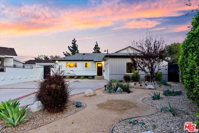 12610 Keswick Street, North Hollywood, CA 91605