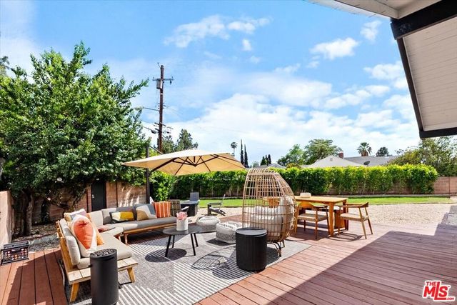 12610 Keswick Street, North Hollywood, CA 91605