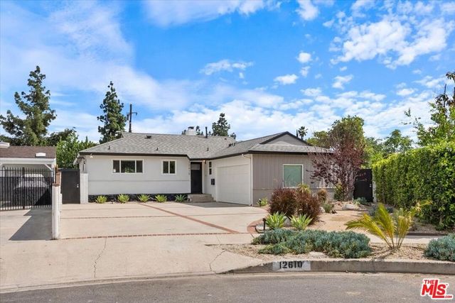 12610 Keswick Street, North Hollywood, CA 91605