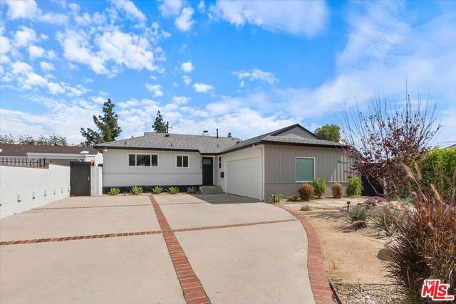 12610 Keswick Street, North Hollywood, CA 91605