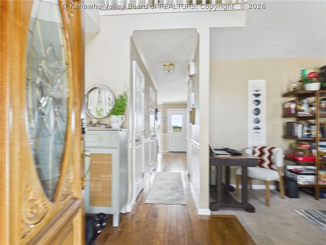211 Trap Post Road, South Charleston, WV 25309
