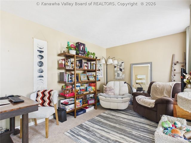 211 Trap Post Road, South Charleston, WV 25309