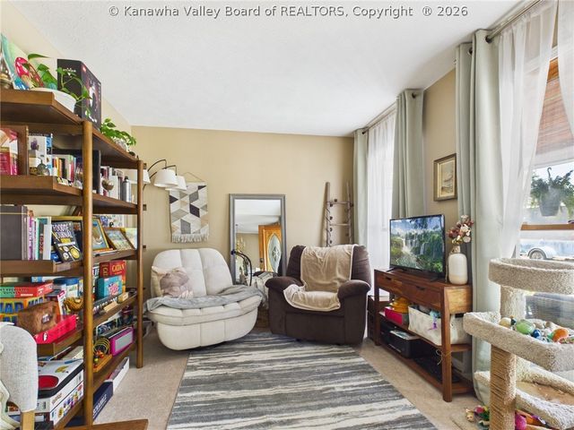 211 Trap Post Road, South Charleston, WV 25309