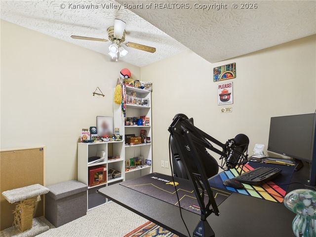 211 Trap Post Road, South Charleston, WV 25309
