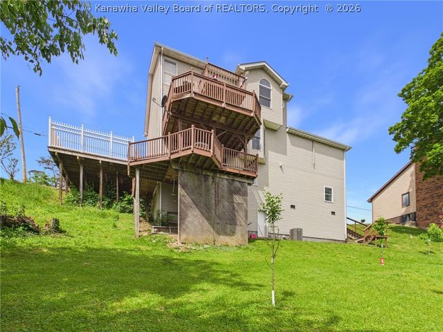 211 Trap Post Road, South Charleston, WV 25309