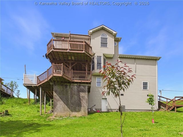 211 Trap Post Road, South Charleston, WV 25309
