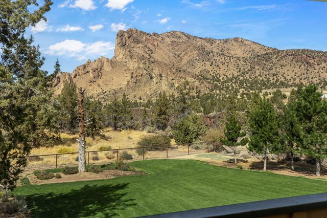 3885 NE Xenolith Street, Terrebonne, OR 97760