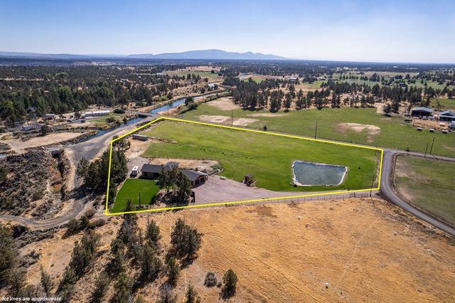 3885 NE Xenolith Street, Terrebonne, OR 97760