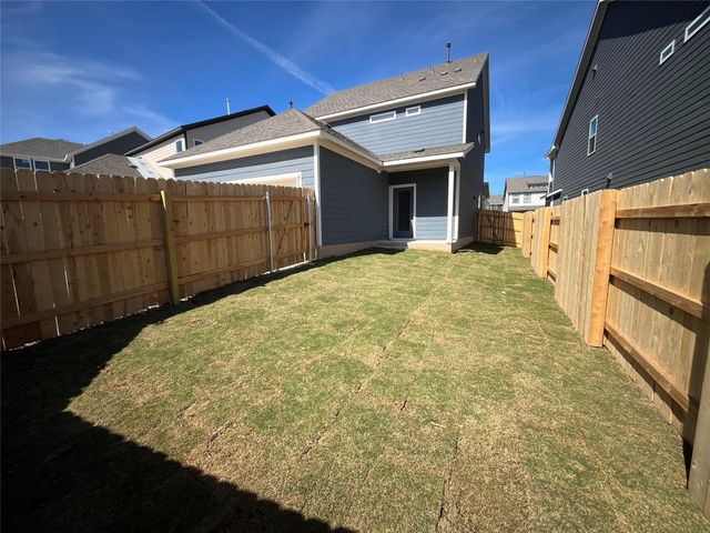 209 Woodrow LN, Liberty Hill, TX 78642