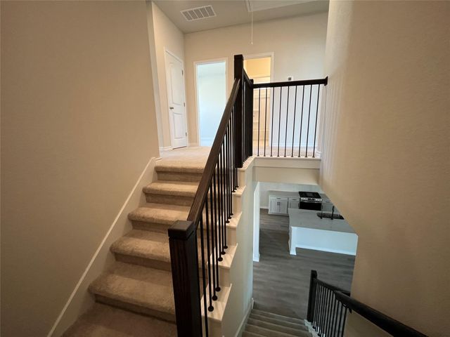 209 Woodrow LN, Liberty Hill, TX 78642