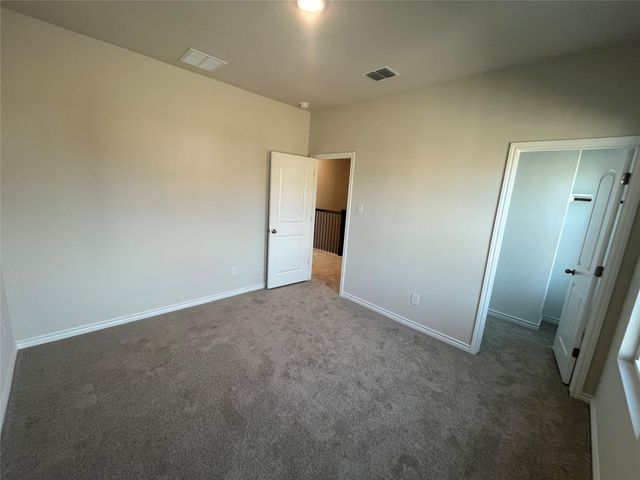 209 Woodrow LN, Liberty Hill, TX 78642