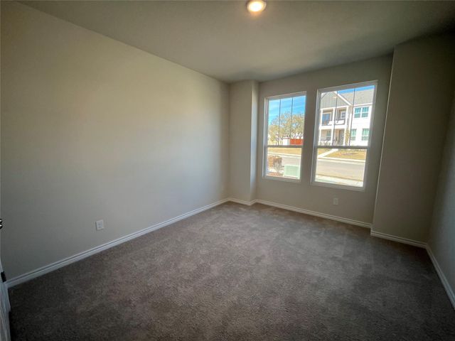 209 Woodrow LN, Liberty Hill, TX 78642