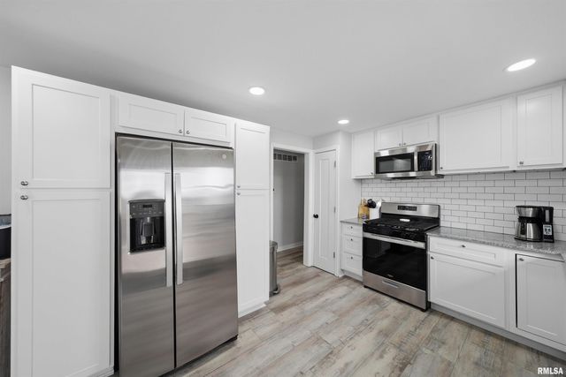 2428 N LEHMAN Road, Peoria, IL 61604