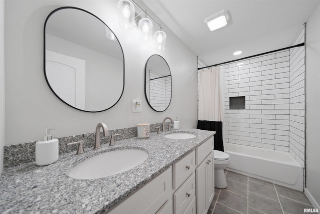 2428 N LEHMAN Road, Peoria, IL 61604