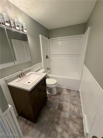 2624 Ellis Avenue NE, Canton, OH 44705