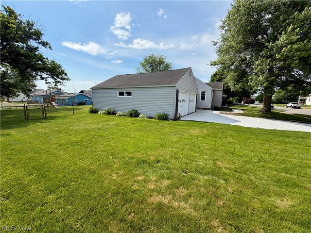 2624 Ellis Avenue NE, Canton, OH 44705
