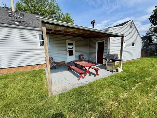 2624 Ellis Avenue NE, Canton, OH 44705