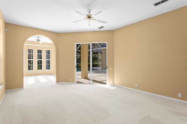 4917 LONDONDERRY DRIVE, Tampa, FL 33647