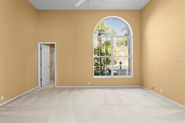 4917 LONDONDERRY DRIVE, Tampa, FL 33647