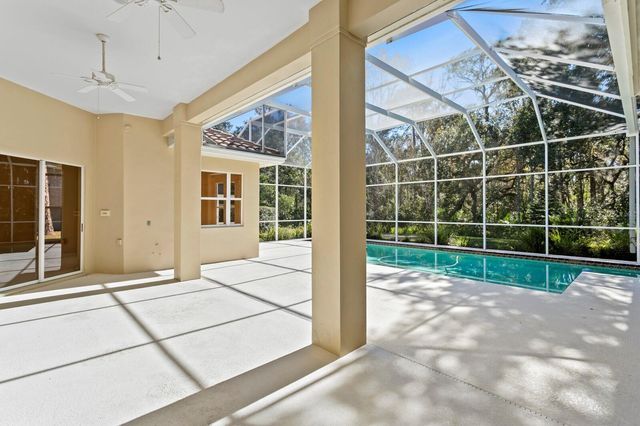 4917 LONDONDERRY DRIVE, Tampa, FL 33647