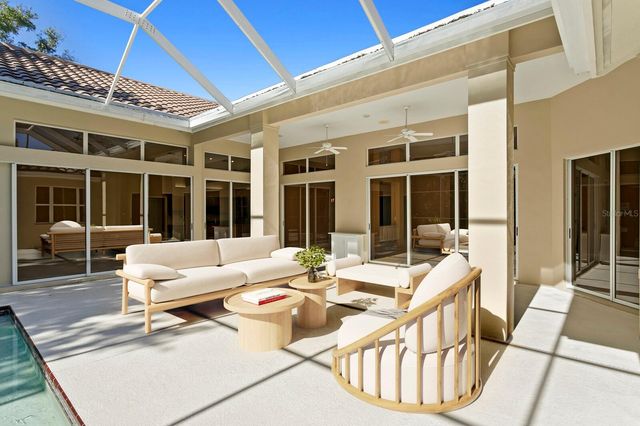 4917 LONDONDERRY DRIVE, Tampa, FL 33647