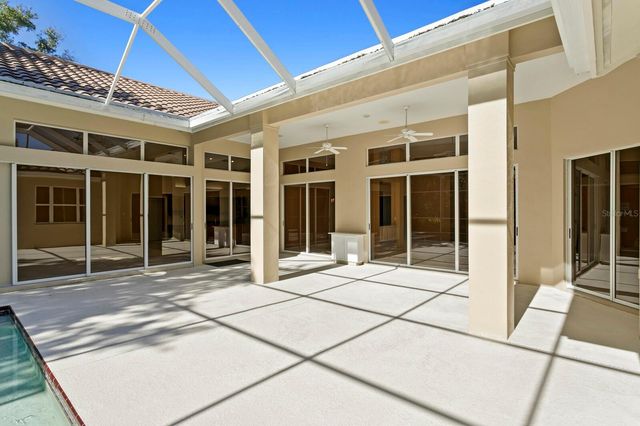 4917 LONDONDERRY DRIVE, Tampa, FL 33647