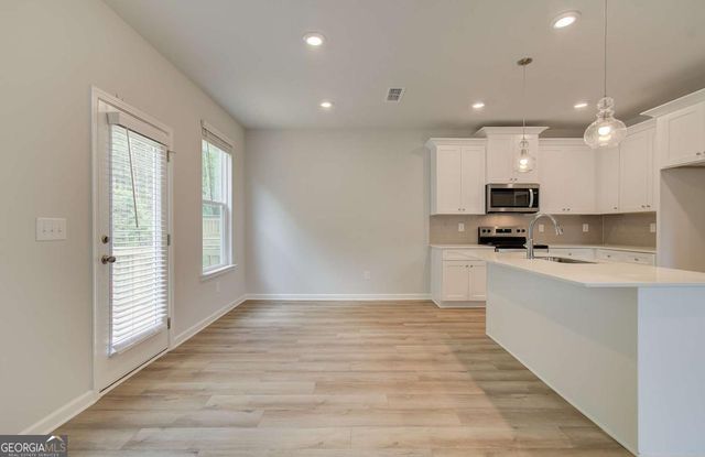 29 Cedar Drive, Fairburn, GA 30213