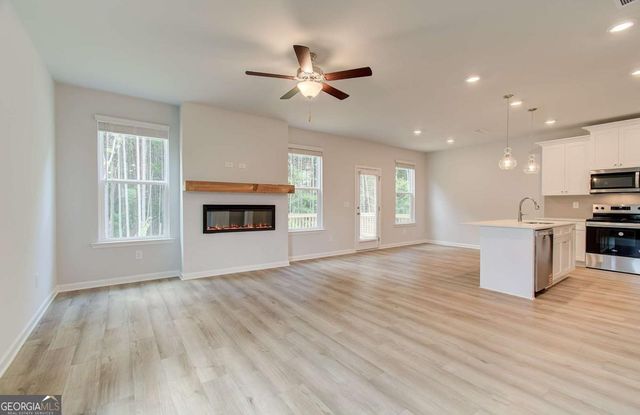 29 Cedar Drive, Fairburn, GA 30213