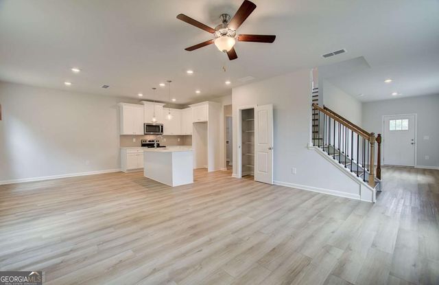 29 Cedar Drive, Fairburn, GA 30213