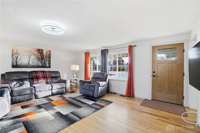 1044 Whitestone Road, Xenia, OH 45385